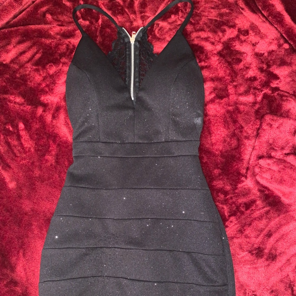Bodycon glittery dress